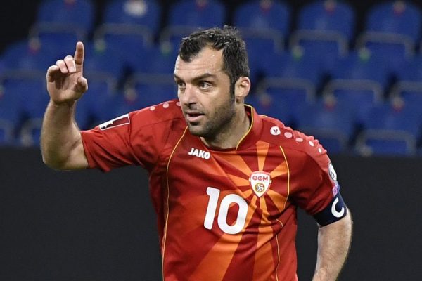 Goran Pandev has decided to extend his contract