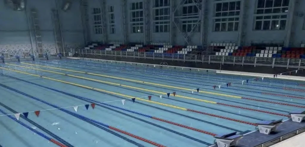 ว่ายน้ำรัสเซียกับกีฬาใต้น้ำ (Finswimming) และวัฒนธรรมสระเฉพาะทาง